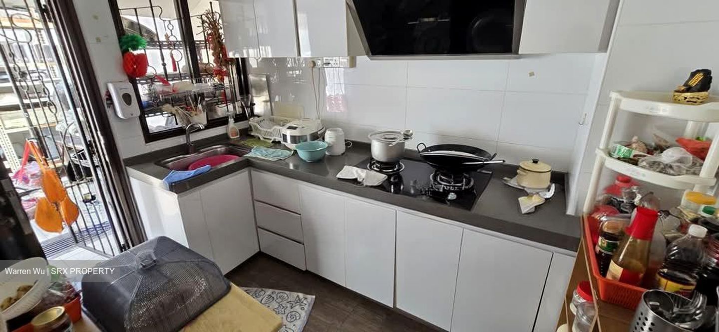 Simon Road (D19), Terrace #547608221